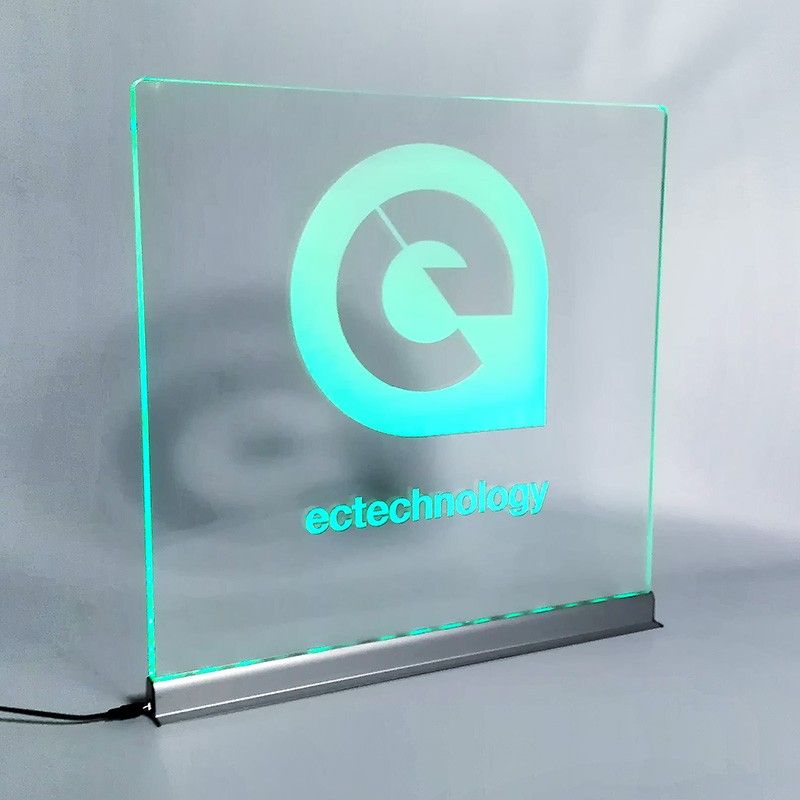 Luz filtrante sobremesa Señalética