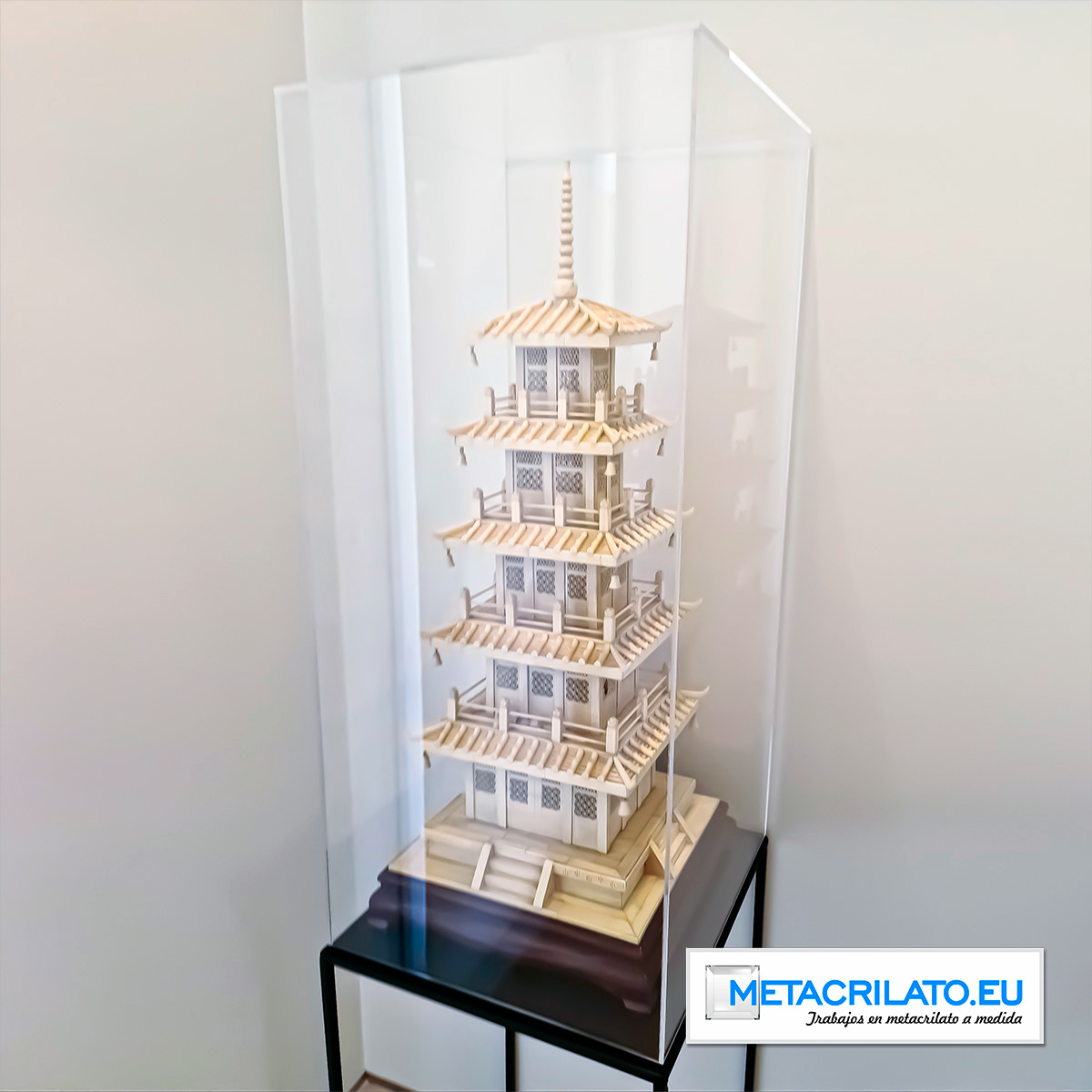 Vitrina Pagoda China hueso
